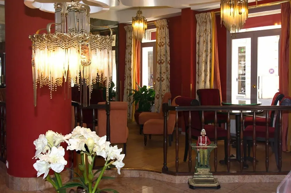 Hotel Pastel Paris