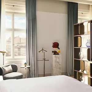 https://andaz-prague.praguehotelsweb.com