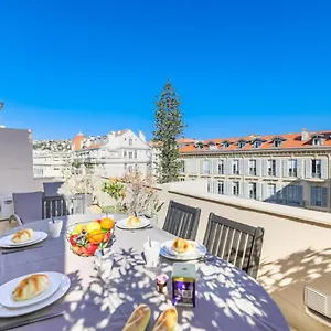 https://palais-lescurial.fr-provencehotel.com