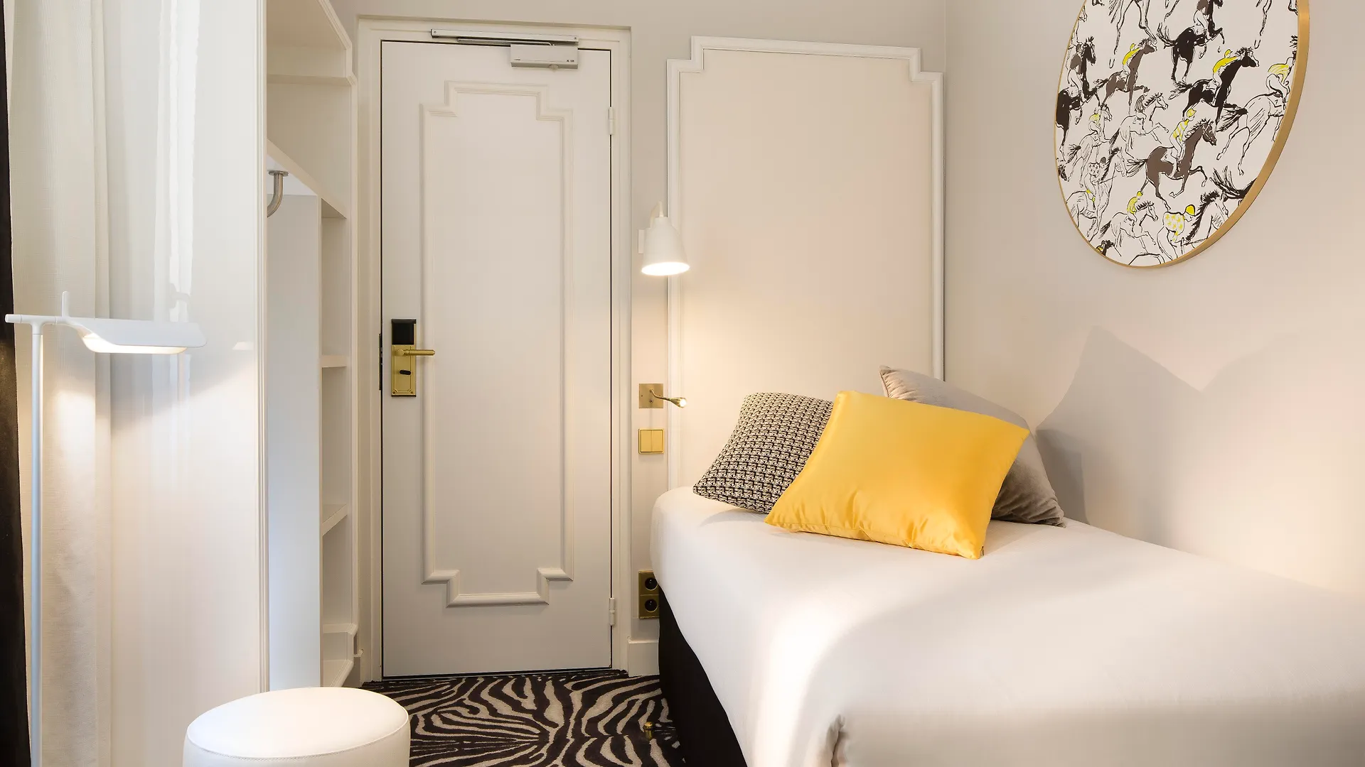 Hotel Pastel Paris