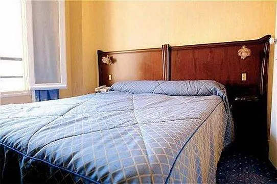 Hotel Pastel Paris