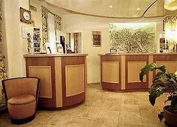 ***  Hotel Pastel Paris France