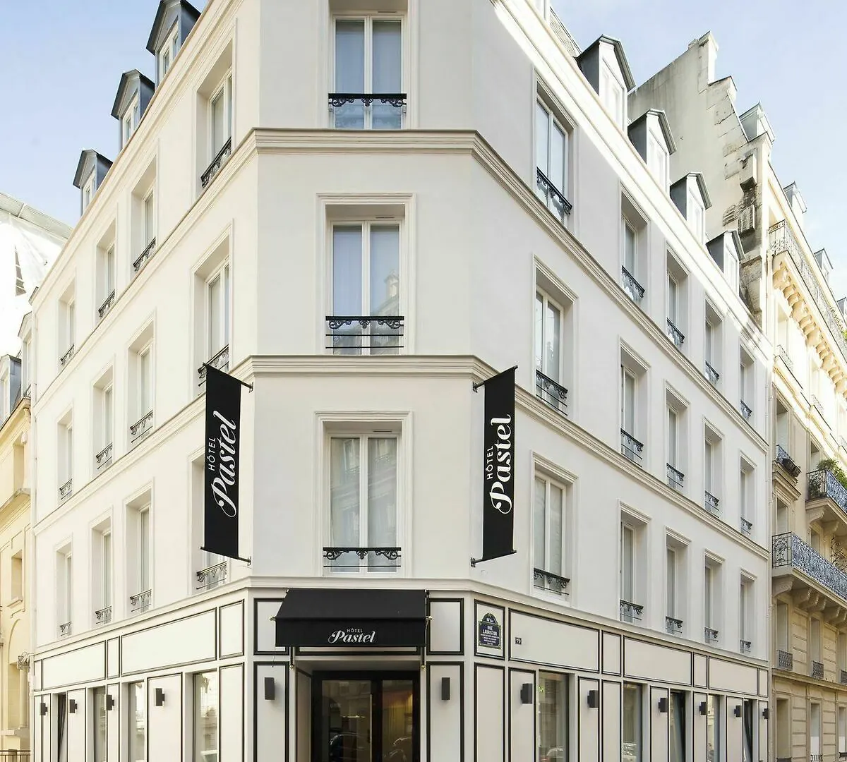 ***  Hotel Pastel Paris France
